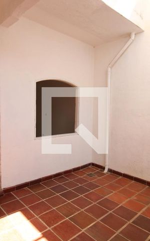 Casa à venda com 450m², 6 quartos e 3 vagasCasa 2 - Área de Serviço