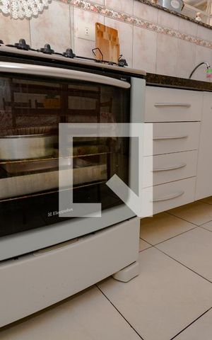 Casa para alugar com 240m², 3 quartos e 2 vagasCozinha