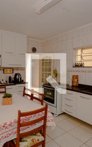 Casa para alugar com 240m², 3 quartos e 2 vagasCozinha