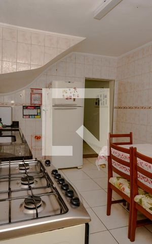 Casa para alugar com 240m², 3 quartos e 2 vagasCozinha