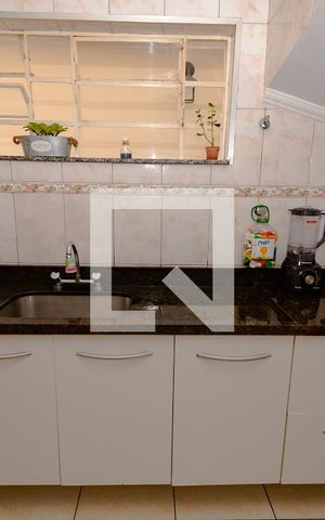 Casa para alugar com 240m², 3 quartos e 2 vagasCozinha