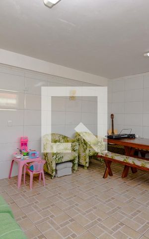 Casa para alugar com 240m², 3 quartos e 2 vagasQuintal - churrasqueira