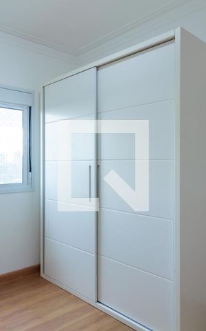 Apartamento para alugar com 66m², 2 quartos e 1 vagaQuarto