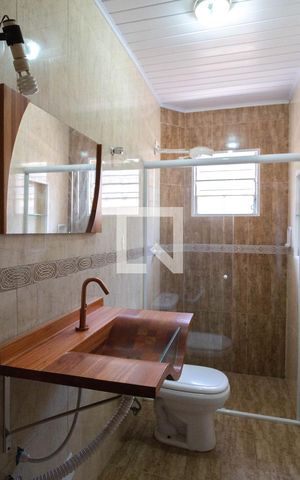 Casa à venda com 260m², 4 quartos e 2 vagas Casa à venda com 260m², 4 quartos e 2 vagasBanheiro 3