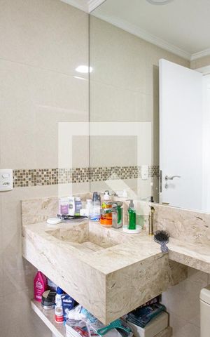 Apartamento à venda com 120m², 1 quarto e 1 vaga Apartamento à venda com 120m², 1 quarto e 1 vagaSuite banheiro