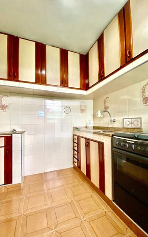 Apartamento para alugar com 50m², 2 quartos e 1 vaga Apartamento para alugar com 50m², 2 quartos e 1 vagaCozinha e Área de Serviço