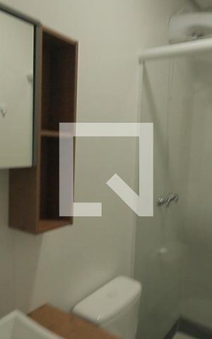 Apartamento à venda com 48m², 2 quartos e 1 vaga Apartamento à venda com 48m², 2 quartos e 1 vagaBanheiro