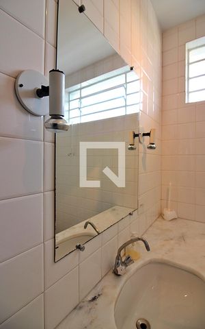 Casa para alugar com 235m², 3 quartos e 3 vagasQuarto 1 - Suíte Banheiro