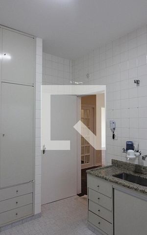 Casa para alugar com 235m², 3 quartos e 3 vagasCozinha