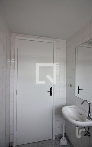 Casa para alugar com 235m², 3 quartos e 3 vagasBanheiro de Serviço
