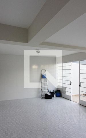 Casa para alugar com 235m², 3 quartos e 3 vagasÁrea comum