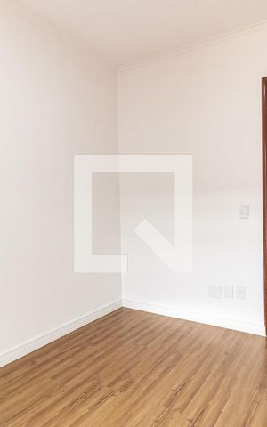 Casa à venda com 200m², 3 quartos e 2 vagas Casa à venda com 200m², 3 quartos e 2 vagasQuarto 3