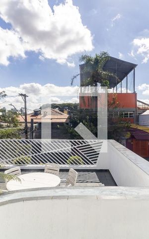 Casa à venda com 200m², 3 quartos e 2 vagas Casa à venda com 200m², 3 quartos e 2 vagasVista do Salão