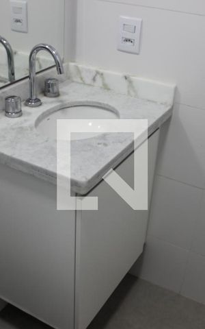 Apartamento para alugar com 71m², 2 quartos e 2 vagasBanheiro Social