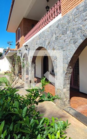 Casa de condomínio à venda com 600m², 6 quartos e 7 vagasGaragem