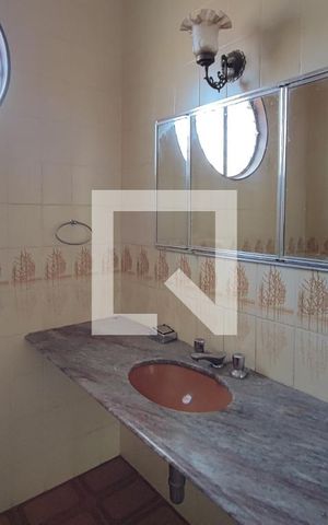 Casa de condomínio à venda com 600m², 6 quartos e 7 vagasBanheiro Social