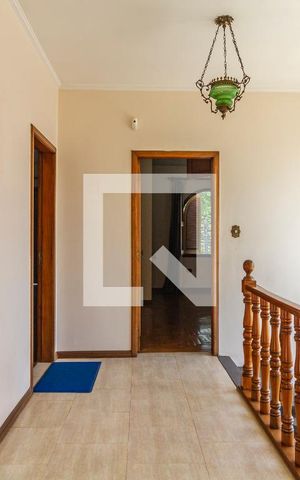 Casa para alugar com 400m², 3 quartos e 1 vagaCorredor