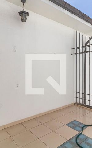 Casa para alugar com 400m², 3 quartos e 1 vagaSolário