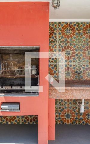 Casa para alugar com 400m², 3 quartos e 1 vagaQuintal