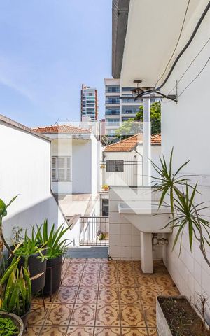 Casa para alugar com 400m², 3 quartos e 1 vagaÁrea de Serviço 2