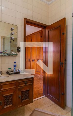 Casa para alugar com 400m², 3 quartos e 1 vagaBanheiro da Suíte