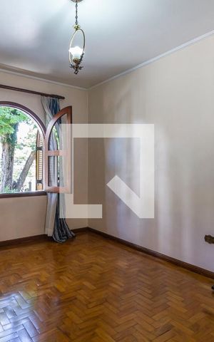 Casa para alugar com 400m², 3 quartos e 1 vagaQuarto 1