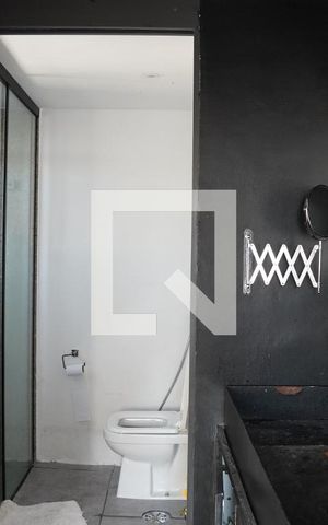 Apartamento à venda com 64m², 2 quartos e 2 vagasBanheiro Suite 