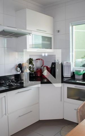 Casa à venda com 100m², 3 quartos e 2 vagasCozinha