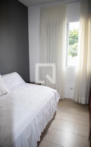 Casa à venda com 100m², 3 quartos e 2 vagasQuarto 2