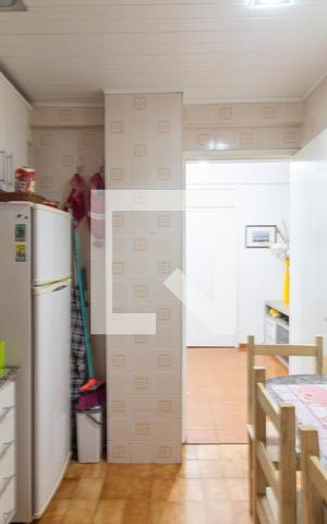 Apartamento à venda com 43m², 2 quartos e sem vagaCozinha e Área de Serviço