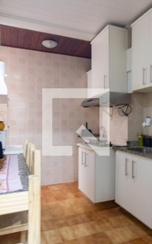 Apartamento à venda com 43m², 2 quartos e sem vagaCozinha e Área de Serviço