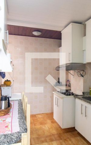 Apartamento à venda com 43m², 2 quartos e sem vagaCozinha e Área de Serviço