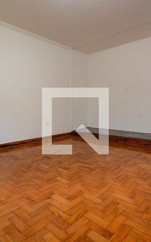 Casa à venda com 252m², 2 quartos e 4 vagas Casa à venda com 252m², 2 quartos e 4 vagasQuarto 1