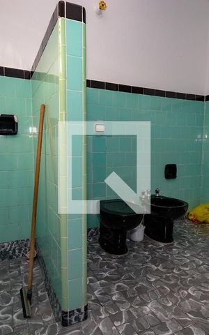 Casa à venda com 252m², 2 quartos e 4 vagas Casa à venda com 252m², 2 quartos e 4 vagasBanheiro