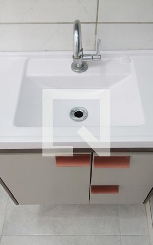 Casa para alugar com 180m², 3 quartos e 2 vagasBanheiro da Suite