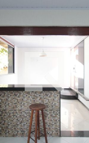 Casa para alugar com 180m², 3 quartos e 2 vagasCozinha