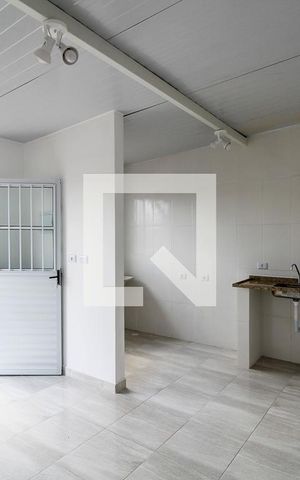 Casa para alugar com 34m², 1 quarto e sem vaga Casa para alugar com 34m², 1 quarto e sem vagaSala/Cozinha