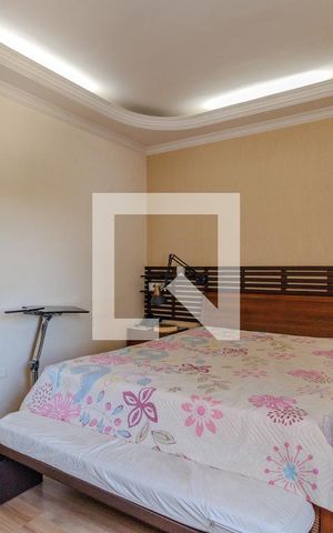 Casa à venda com 350m², 3 quartos e 2 vagas Casa à venda com 350m², 3 quartos e 2 vagasSuíte