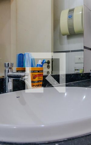 Casa à venda com 350m², 3 quartos e 2 vagas Casa à venda com 350m², 3 quartos e 2 vagasBanheiro