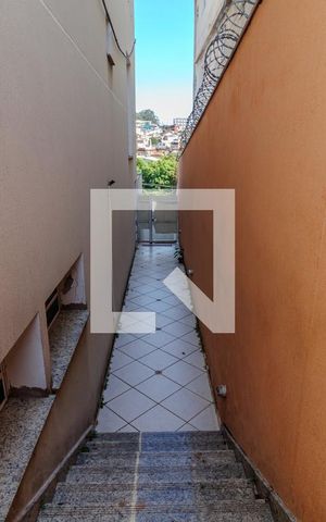 Casa à venda com 350m², 3 quartos e 2 vagas Casa à venda com 350m², 3 quartos e 2 vagasÁrea Externa