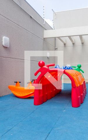 Studio à venda com 17m², 1 quarto e sem vaga Studio à venda com 17m², 1 quarto e sem vagaÁrea Comum - Playground