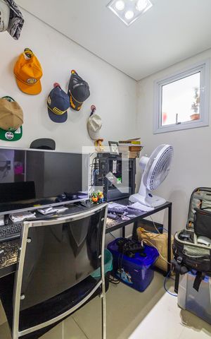 Apartamento à venda com 82m², 2 quartos e 1 vagaEscritório