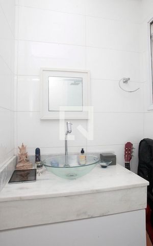 Apartamento para alugar com 200m², 3 quartos e 3 vagasBanheiro 4