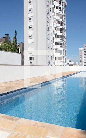 Apartamento para alugar com 200m², 3 quartos e 3 vagasÁrea Comum - Piscina 2