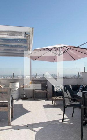 Apartamento para alugar com 200m², 3 quartos e 3 vagasVaranda Cobertura