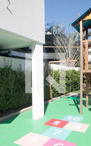 Apartamento para alugar com 200m², 3 quartos e 3 vagasÁrea Comum - Playground