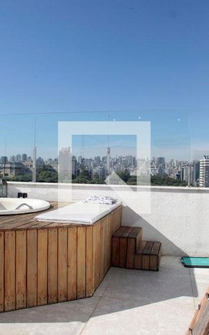 Apartamento para alugar com 200m², 3 quartos e 3 vagasVaranda Cobertura Detalhe Hidro