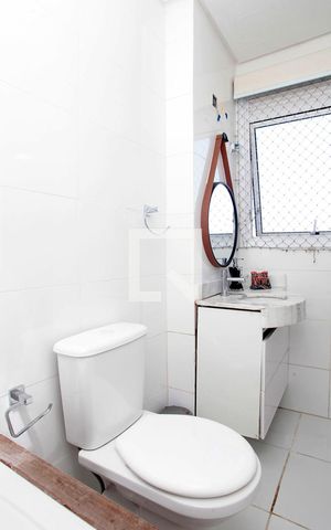 Apartamento para alugar com 200m², 3 quartos e 3 vagasBanheiro Quarto 2 Suíte