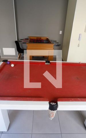 Apartamento à venda com 40m², 2 quartos e 1 vaga Apartamento à venda com 40m², 2 quartos e 1 vagaSalão de jogos