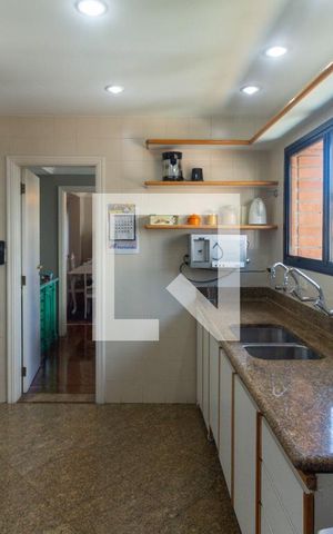 Apartamento à venda com 176m², 3 quartos e 3 vagas Apartamento à venda com 176m², 3 quartos e 3 vagasCozinha